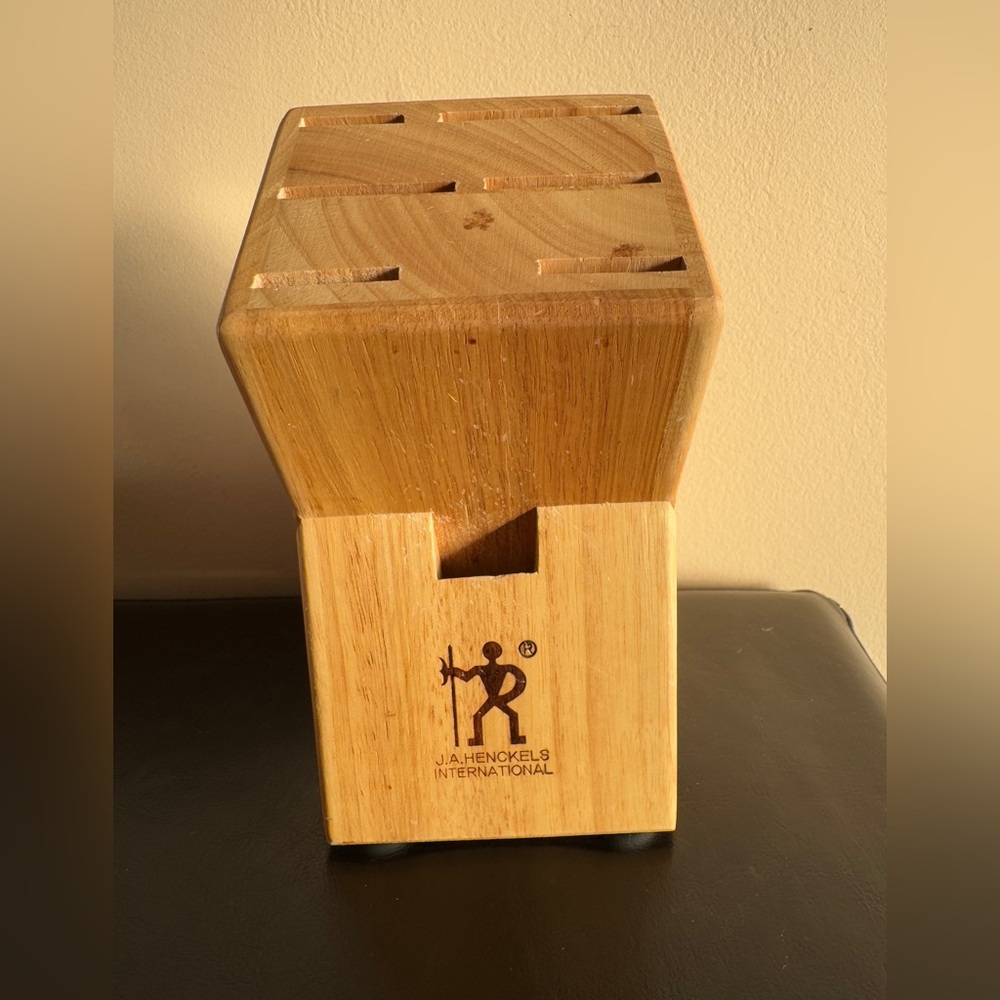 J A Henckels Int. Wooden Hardwood Knife Block 7 Slot Holder 35100-c-932